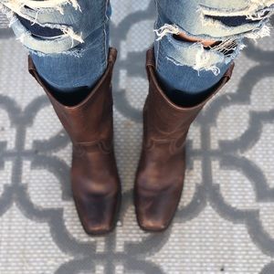 Gorgeous Frye Boots 👢